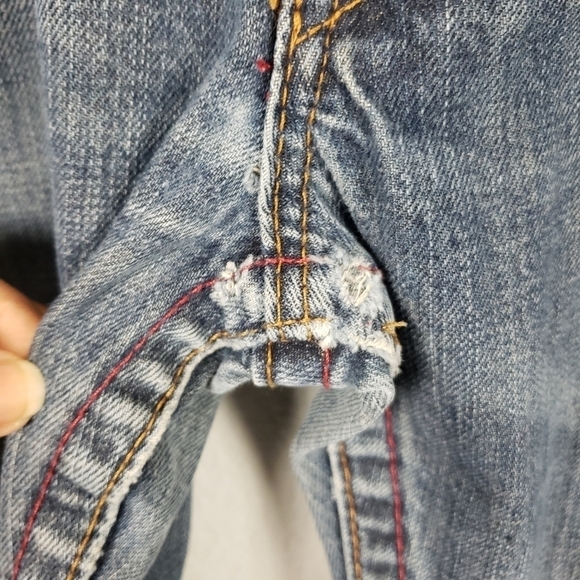 TRUE RELIGION Men's Jeans Blue Red Stitching Straight Sz 33 - Picture 9 of 9